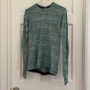 Lululemon runderful long sleeve green 8